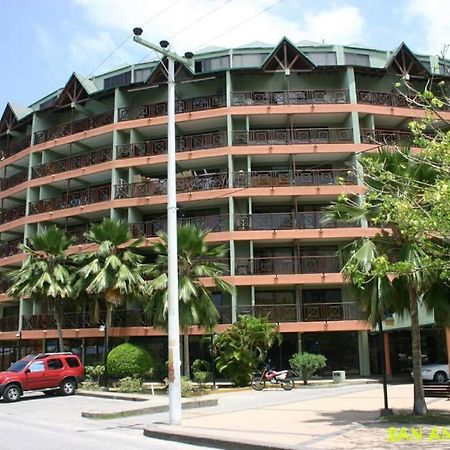 Hermoso apartamento recién remodelado zona top San Andrés Exterior foto