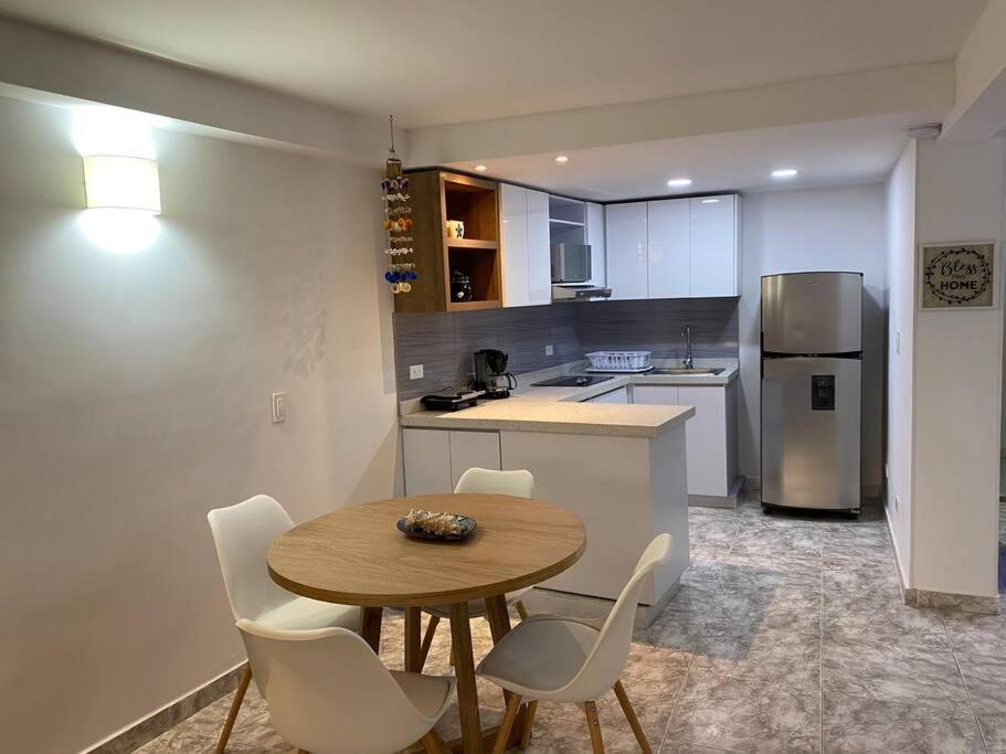 Hermoso apartamento recién remodelado zona top San Andrés Exterior foto